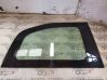 Ventanilla de ventilación de la puerta trasera E943R000015