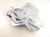 Front door window regulator with motor 824702Y310