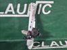 Rear window lifting mechanism without motor 