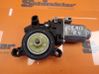 Motor del regulador de la ventanilla de la puerta delantera 