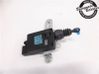 Loading door lock 957502B000