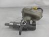 Master brake cylinder 