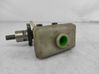 Master brake cylinder 