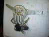 Front door manual window regulator 