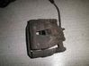 Caliper de freno delantero 