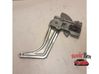 Rear window lifting mechanism without motor 