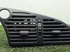 Kojelaudan keskiosan tuuletussuuttimen ritilä 