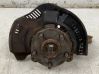 Front wheel hub 