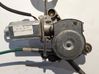 Mécanisme de lève-vitre avec moteur 8340183E11