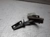 Engine bonnet/hood hinges 