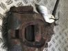 Caliper de freno delantero 