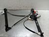 Mechaninis priekinio lango pakėlimo mechanizmas D247702RA1496