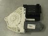 Silnik regulatora szyby drzwi przednich 1KO959702K