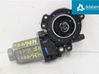 Moteur de lève-vitre de porte avant 824502B000