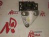 Engine mount bracket 