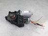 Motor del regulador de la ventanilla de la puerta delantera 13101481