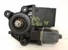 Silnik regulatora szyby drzwi przednich 807205115R
