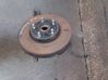 Front wheel hub 