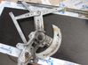Front window lifting mechanism without motor 