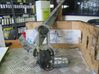 Front window lifting mechanism without motor 