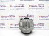Engine mount bracket 13981112