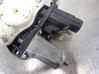Regulador de puerta delantera con motor 824011W020
