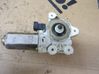 Motor del regulador de la ventanilla de la puerta delantera 12755682