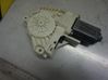 Silnik regulatora szyby drzwi przednich 8K0959802B