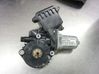Motor del regulador de la ventanilla de la puerta delantera 698300F041