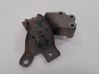Engine mount bracket 46800409