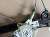 Regulador de puerta delantera con motor 