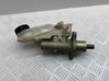 Master brake cylinder 