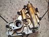 Oil pump 783831103