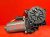 Motor del regulador de la ventanilla de la puerta delantera 0130821938