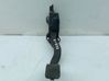 Accelerator throttle pedal 