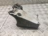 Engine mounting bracket 