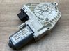 Moteur de lève-vitre de porte arrière 4F0959802