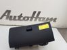 Glove box 