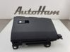 Glove box 