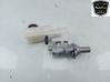 Master brake cylinder 