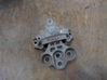 Engine mount vacuum valve 