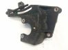 Engine mounting bracket 