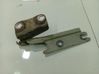 Engine bonnet/hood hinges 