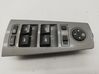 Electric window control switch 6943054