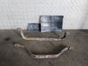 Fuel tank mounting bracket 