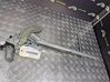 Regulador de puerta delantera con motor 8341079J11