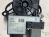 Elektryczny podnośnik szyby drzwi przednich 8498860