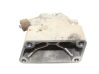 Engine mounting bracket 