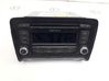 Radio/CD/DVD/GPS head unit 8J0035152G