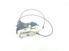 Cerradura de puerta trasera MN145876